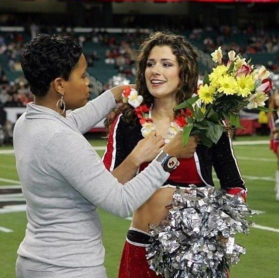 Rankings: Hottest NFL Cheerleaders by Team (2008-9) - Hogs Haven