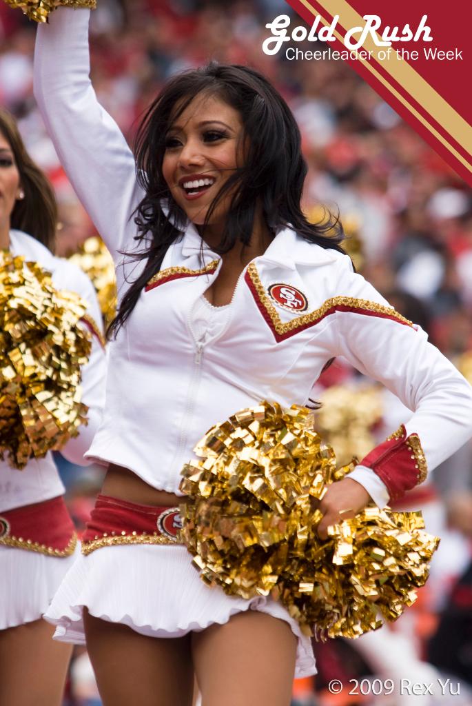 NFL Week 5 San Francisco 49ers Gold Rush Ultimate Cheerleaders