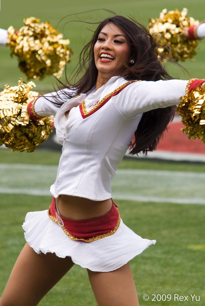 Road Trip: 2011 San Francisco 49ers Gold Rush – Ultimate Cheerleaders