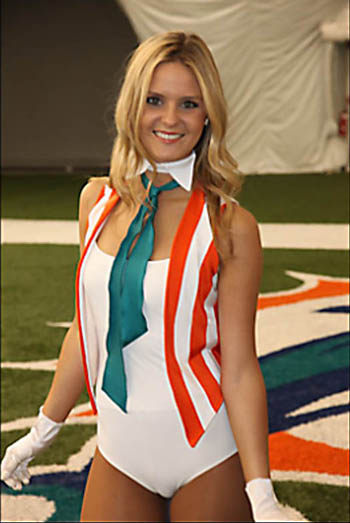 Monica Of The Dolphins Wins Annual Cheerleader Showdown – Ultimate  Cheerleaders