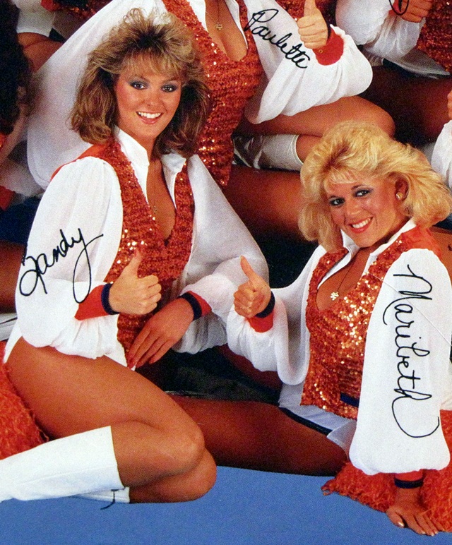 Photos: Honey Bears, the former Bears cheerleaders