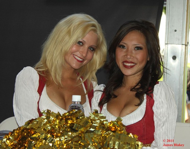 A pair of SF 49ers Gold Rush