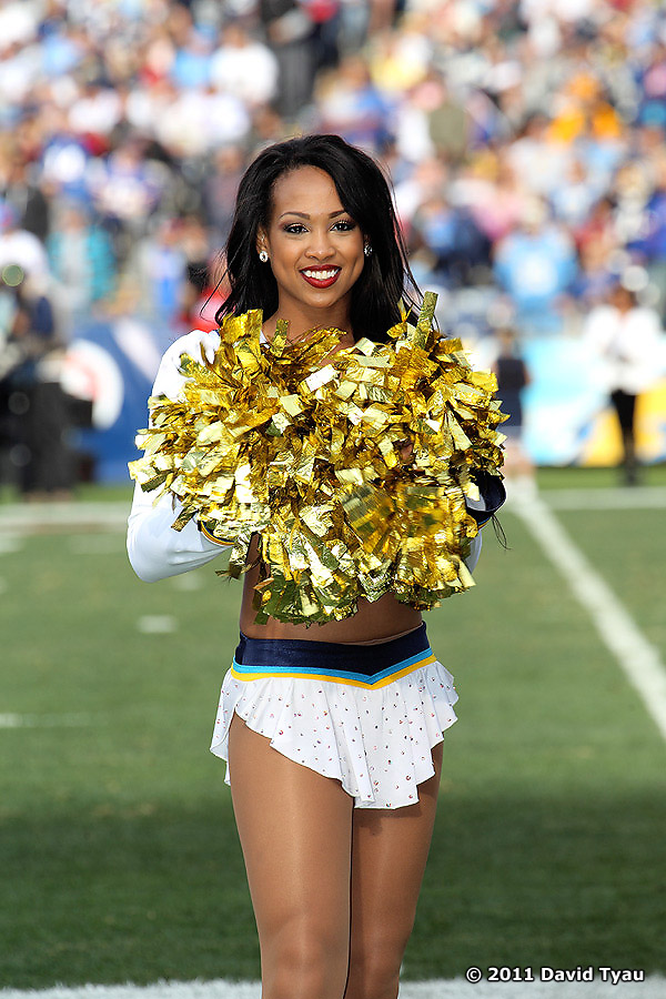 2011-12 Buffalo Bills Cheerleaders – Ultimate Cheerleaders