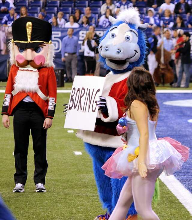 A Triple Treat of Holiday Cheer at the Colts-Texans Game – Ultimate  Cheerleaders