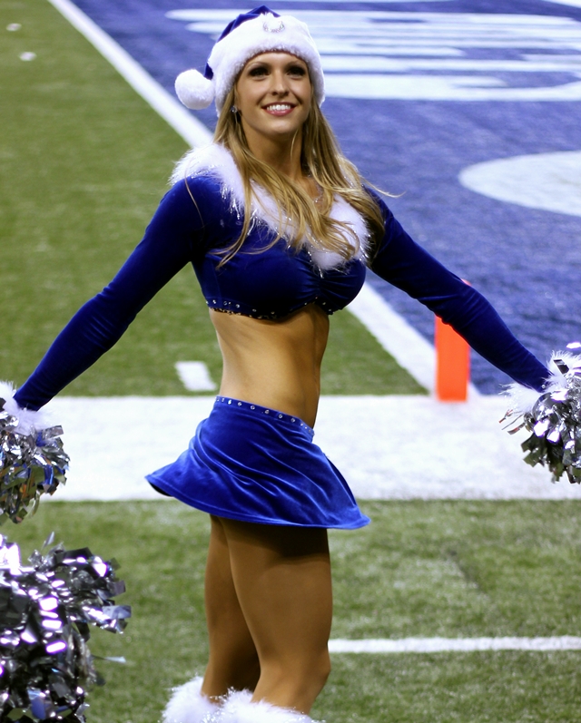 A Triple Treat of Holiday Cheer at the Colts-Texans Game – Ultimate  Cheerleaders