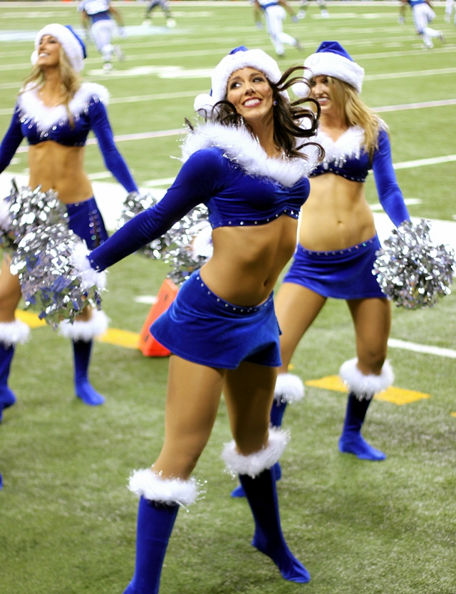 SLIDESHOW: Texans Cheerleaders in the holiday spirit