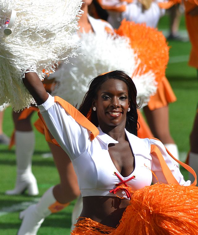 The Tampa Bay Buccaneers Cheerleaders sported throwbacks in honor