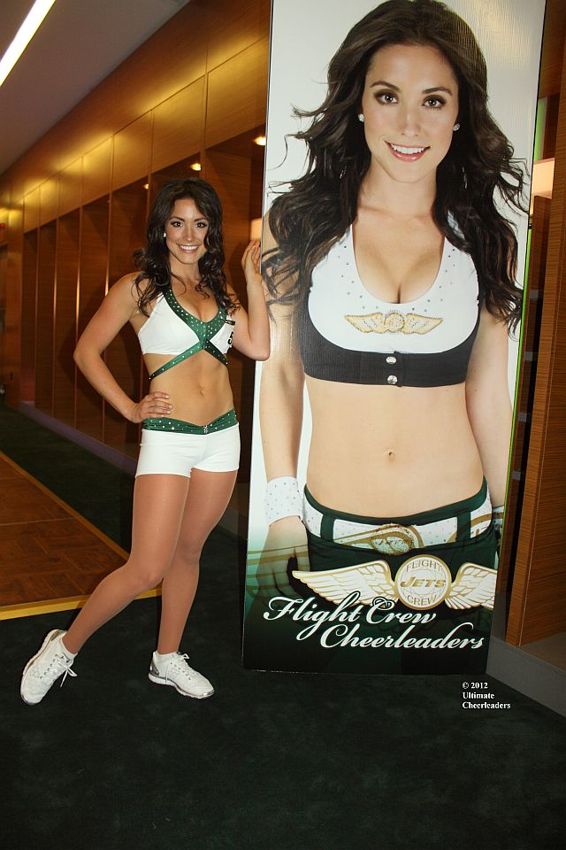 The Flight Crew Of The New York Jets – Ultimate Cheerleaders