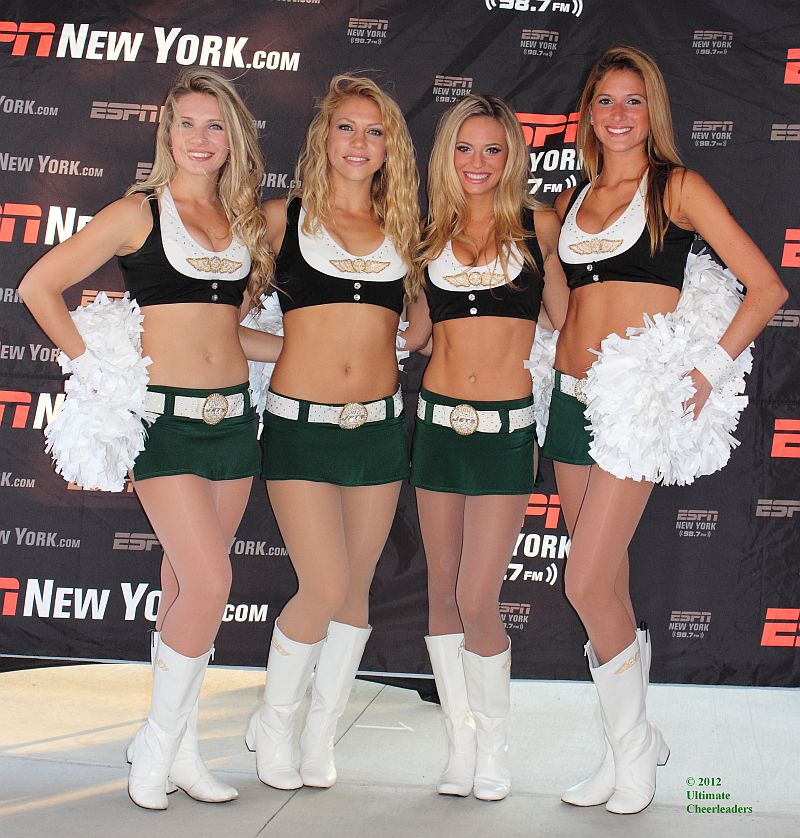 These Jets cheerleaders are making December even hotter