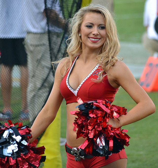 Another View ot the Bucs Cheerleaders Retro Look – Ultimate Cheerleaders