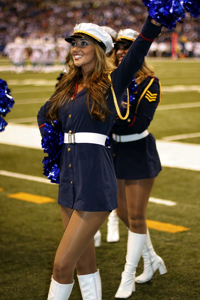 Indianapolis Colts Cheerleaders Salute to Service – Ultimate