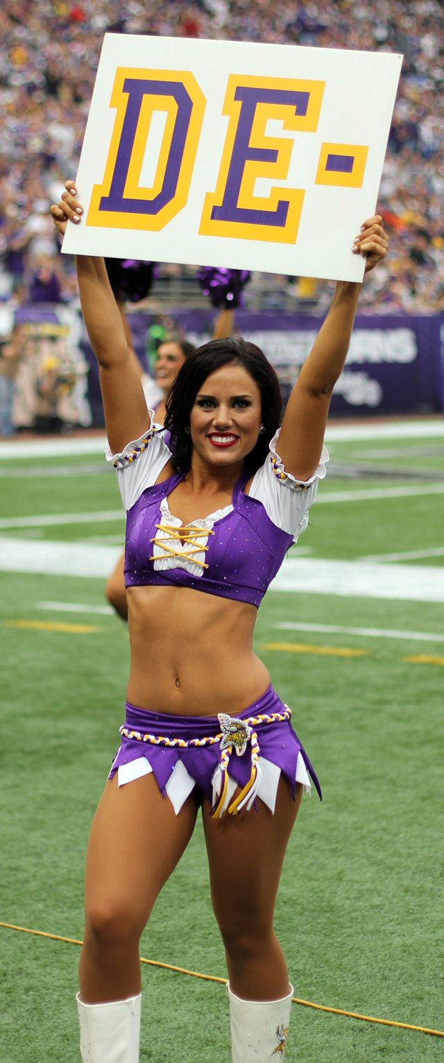 Beyond the Playbook: Hermantown dancer turns Vikings cheerleader