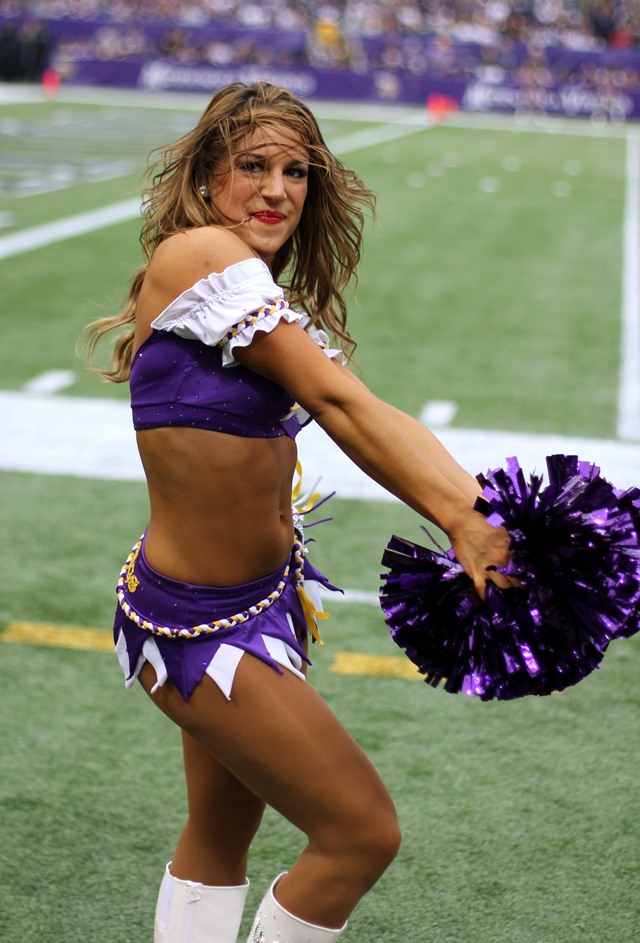 Minnesota Vikings – Ultimate Cheerleaders