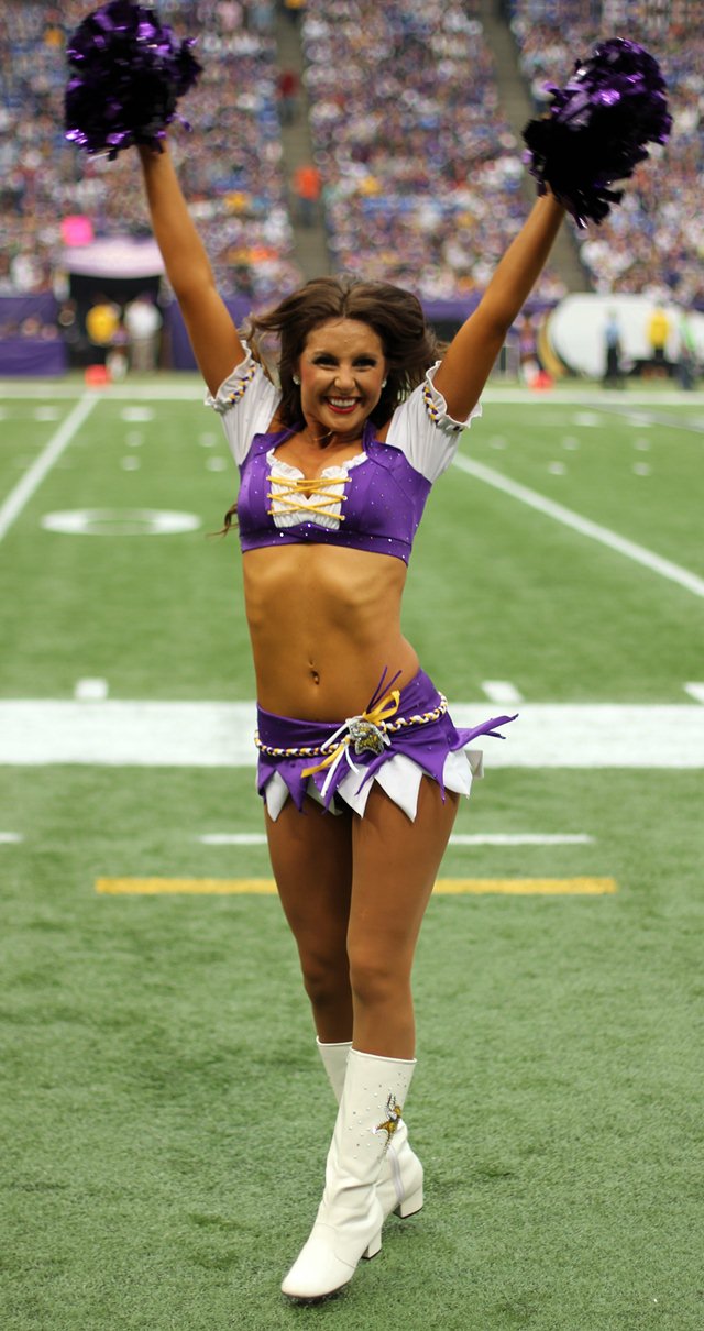 Beyond the Playbook: Hermantown dancer turns Vikings cheerleader