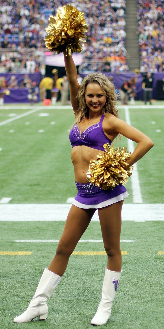 Beyond the Playbook: Hermantown dancer turns Vikings cheerleader