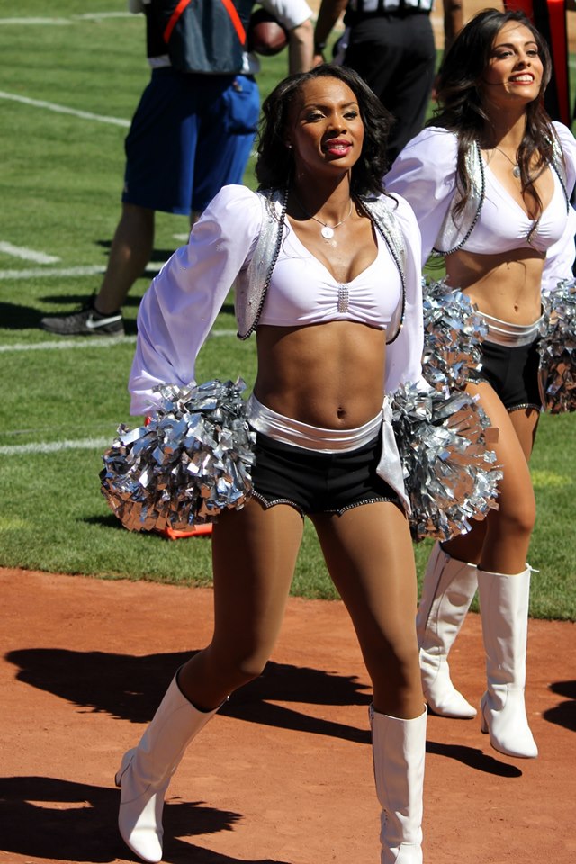 Oakland Raiders Cheerleader Tracy Burns Will Put Some Pep In Your Step