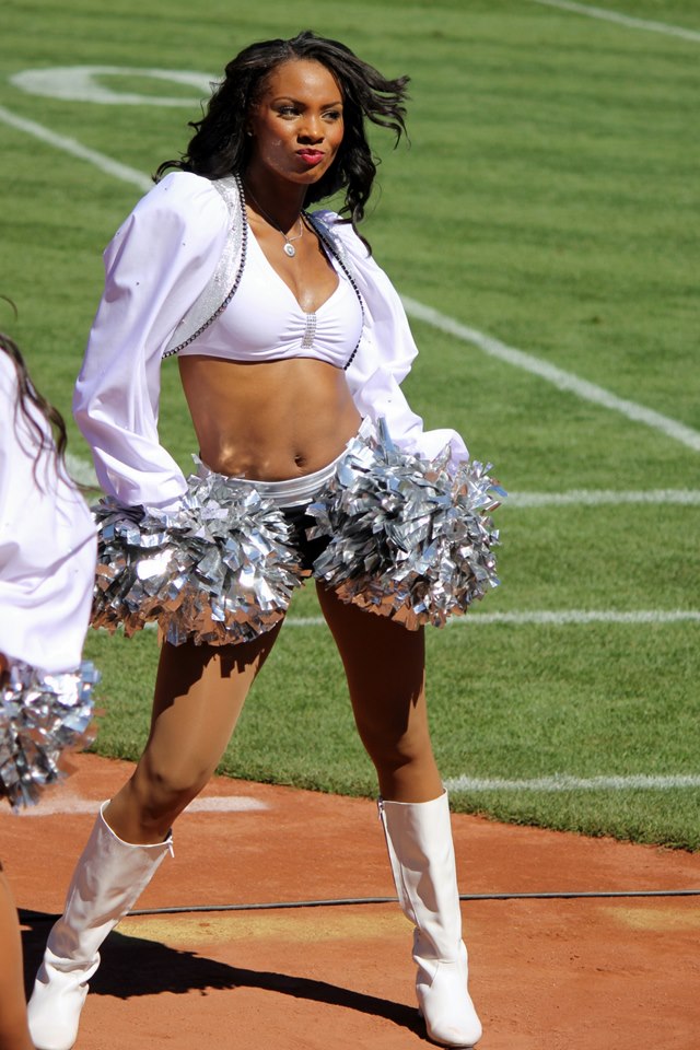 Oakland Raiders Cheerleader Tracy Burns Will Put Some Pep In Your Step