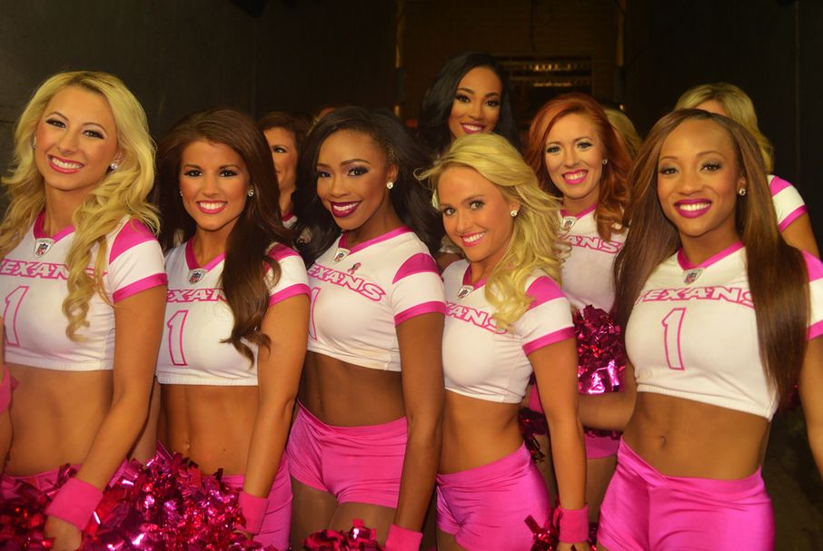 SLIDESHOW: Texans cheerleaders think pink!