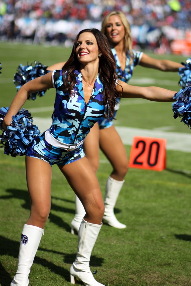 Camouflage cannot hide the Titans Cheerleaders support of the troops –  Ultimate Cheerleaders