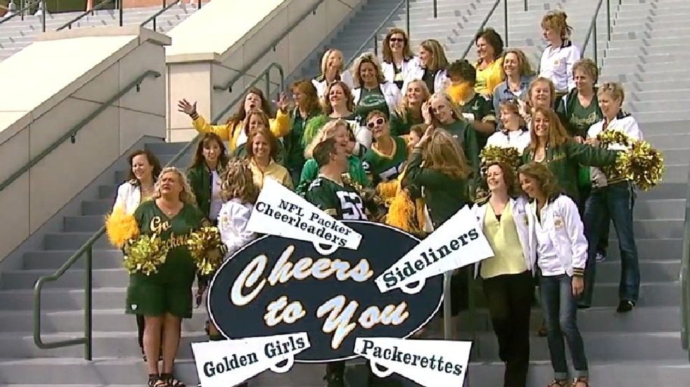 Green Bay Phoenix Cheer On the Packers 