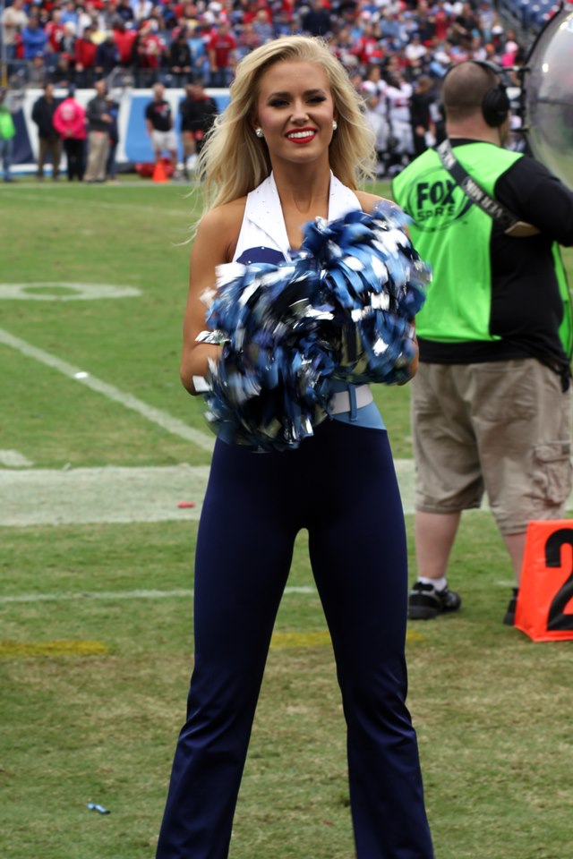 Titans Cheerleader Haley's 2017 Season