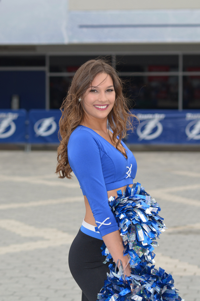The Tampa Bay Lightning Girls Are Greeting Sold Out Crowds – Ultimate
