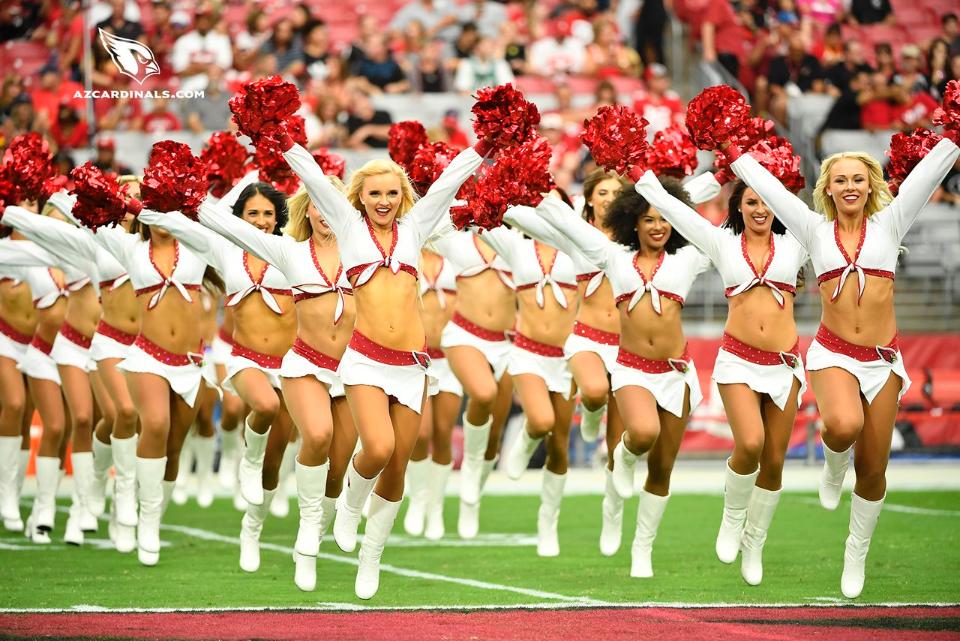 Arizona Cardinals – Ultimate Cheerleaders