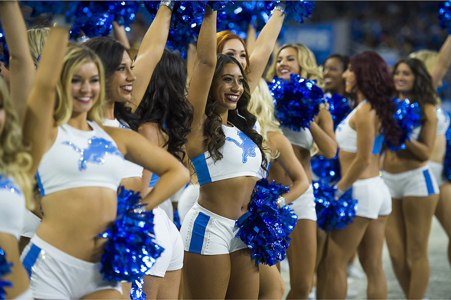 NFL Regular Season Week 3 – The Detroit Lions Cheerleaders – Ultimate  Cheerleaders