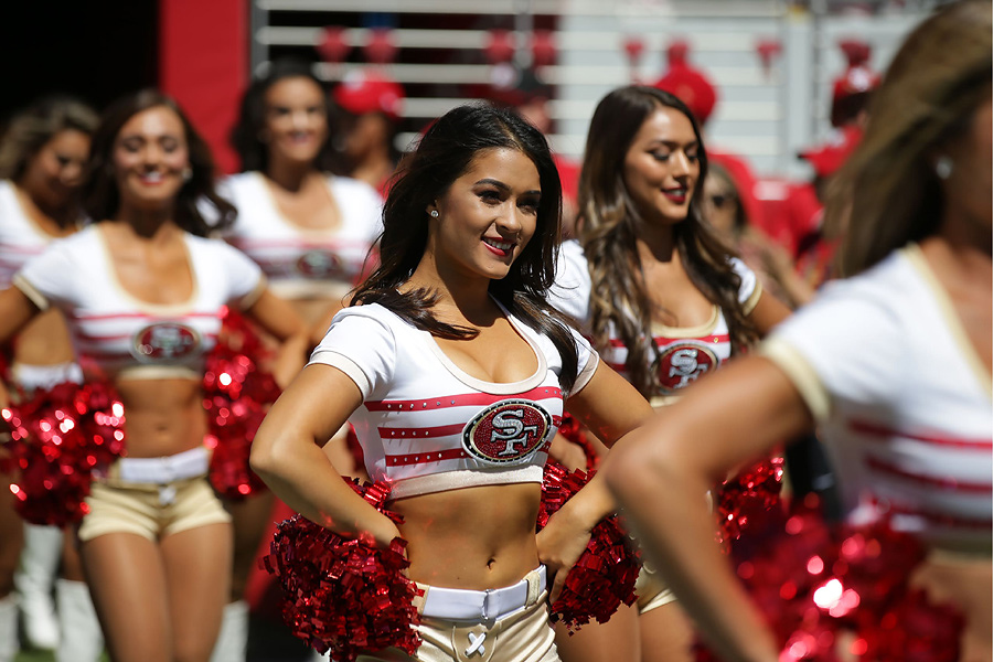 49ers Gold Rush Images From Super Bowl Week – Ultimate Cheerleaders