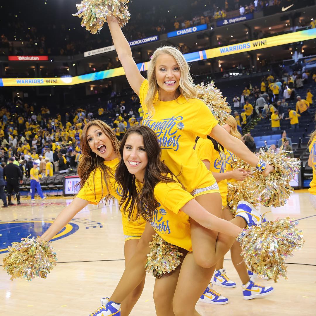 Random NBA Dance Team Pic of the Day – Ultimate Cheerleaders