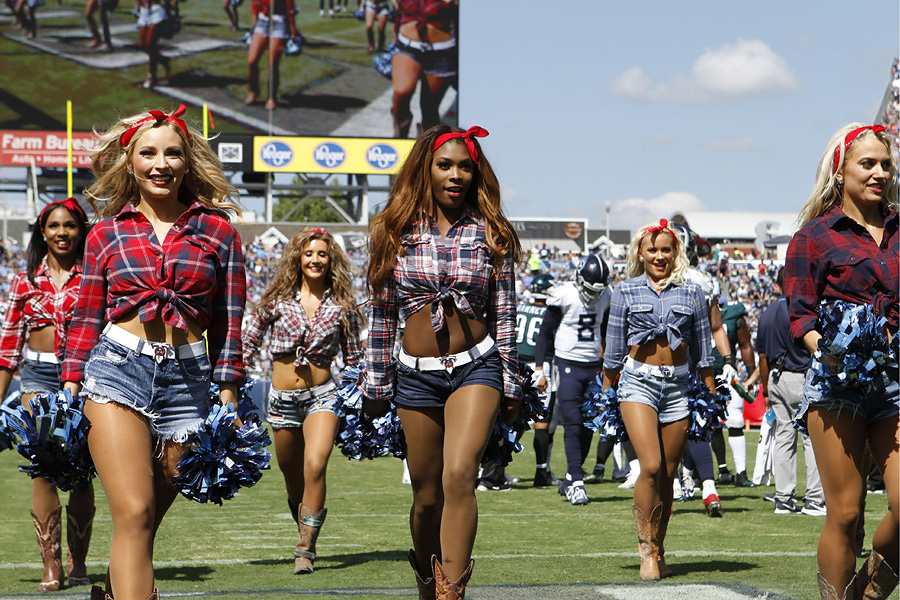 Tennessee Titans Cheerleaders Photos from Week 10 – Ultimate Cheerleaders
