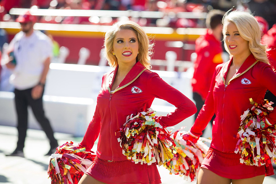 Kansas City Chiefs Cheerleaders Photos from Week 8 – Ultimate Cheerleaders