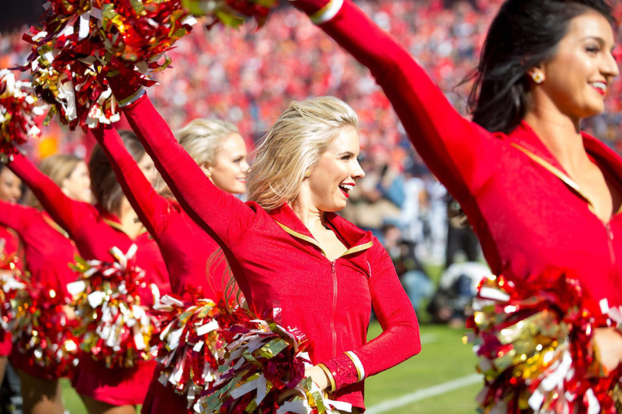 Kansas City Chiefs Cheerleaders Reveal High-Performance Hair Style – WWD