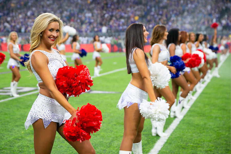 NFL Cheerleaders: Week 9