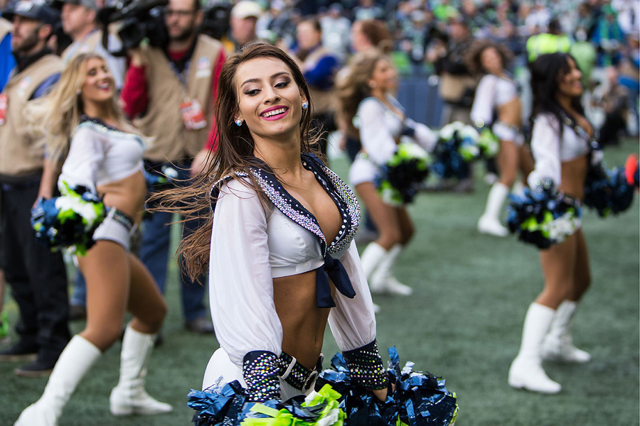 Seattle Seahawks Cheerleaders Photos from Week 9 – Ultimate Cheerleaders