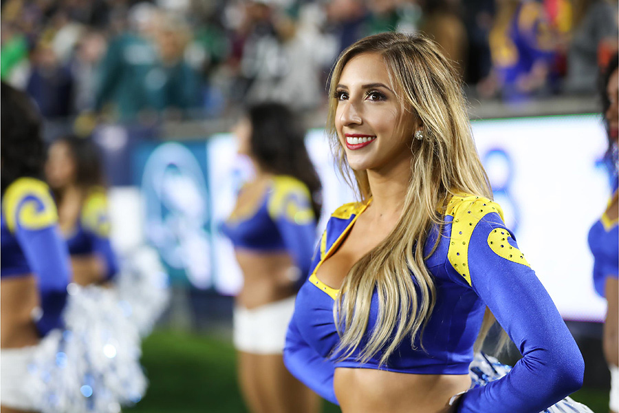 25 girls picked to be LA Rams cheerleaders - ABC7 Los Angeles