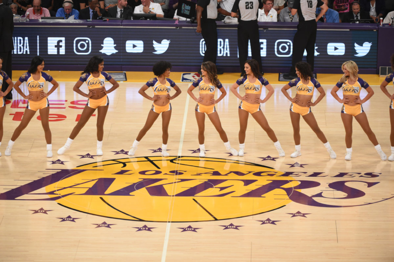 Los Angeles Lakers Ultimate Cheerleaders