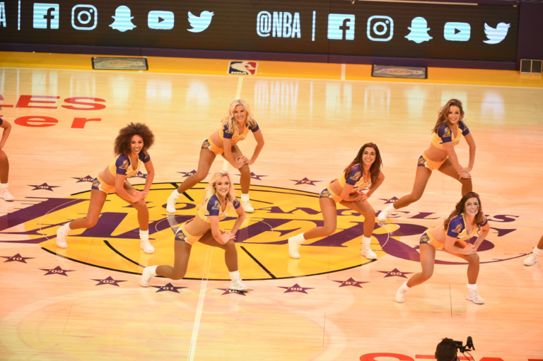 Los Angeles Lakers Ultimate Cheerleaders