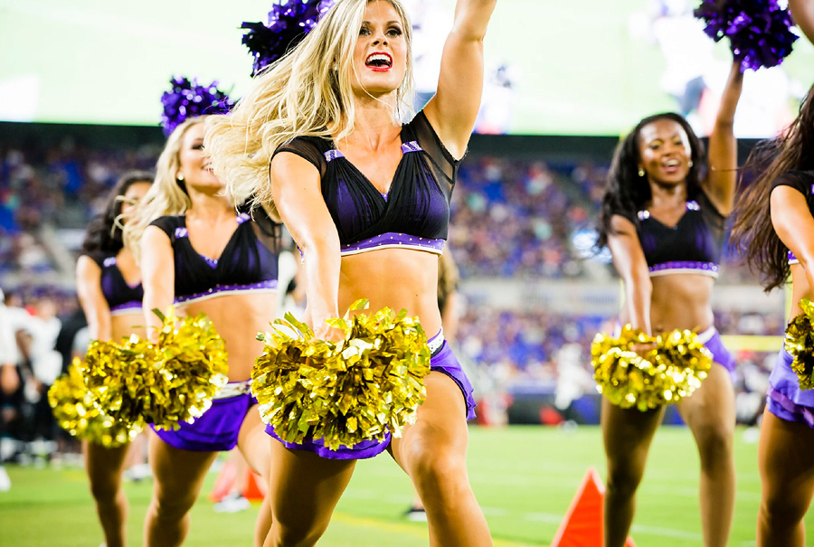 The Arizona Cardinals cheerleaders perform during the first half of an NFL  preseason football game against the Baltimore Ravens, Sunday, Aug. 21, 2022,  in Glendale, Ariz. (AP Photo/Rick Scuteri Stock Photo - Alamy