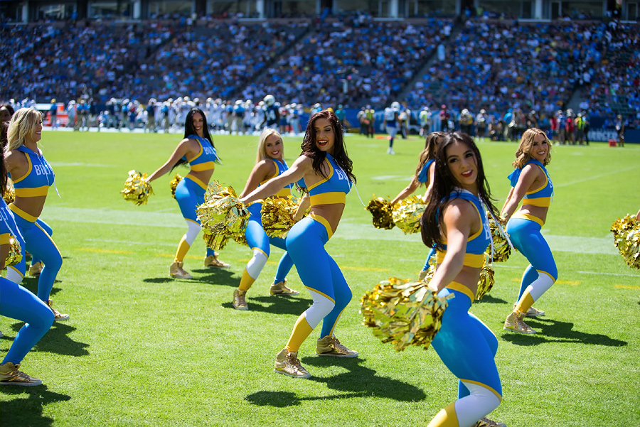 Charger Girls Photos from Week 9 – Ultimate Cheerleaders