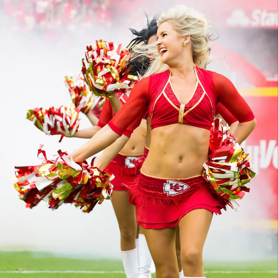 Kansas City Chiefs Cheerleaders Photos from Week 9 – Ultimate Cheerleaders