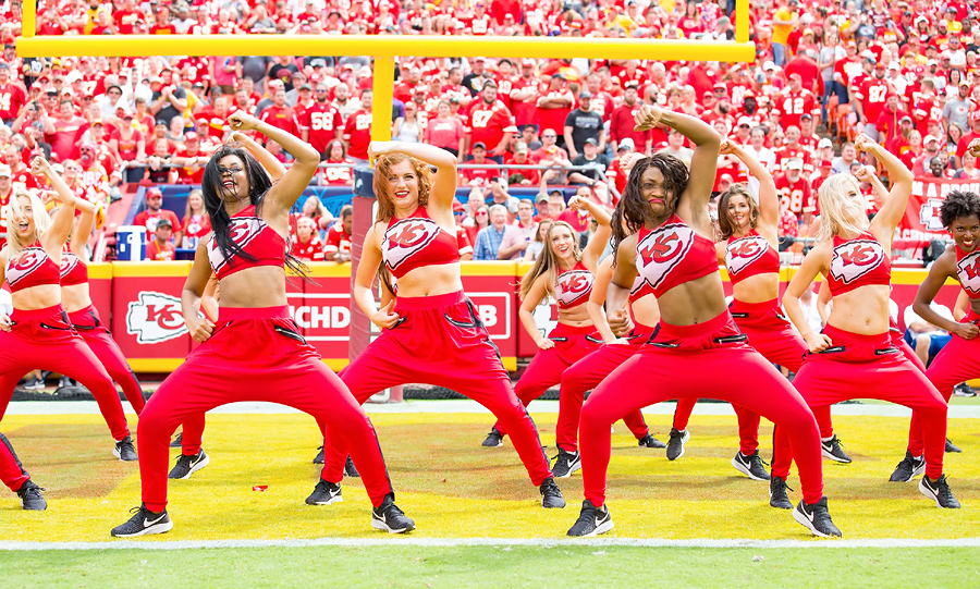 Kansas City Chiefs Cheerleaders Photos from Week 3 – Ultimate Cheerleaders