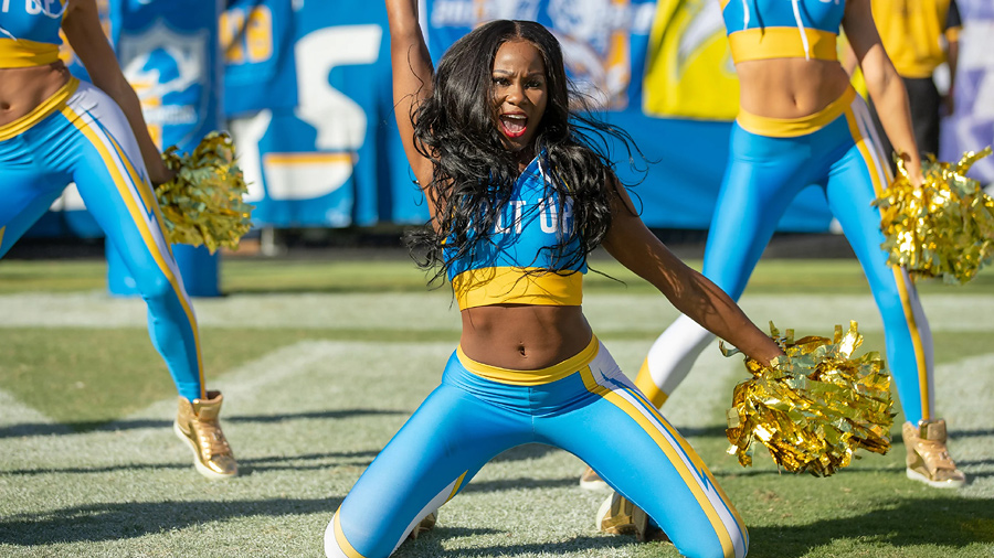 Los Angeles Chargers – Ultimate Cheerleaders