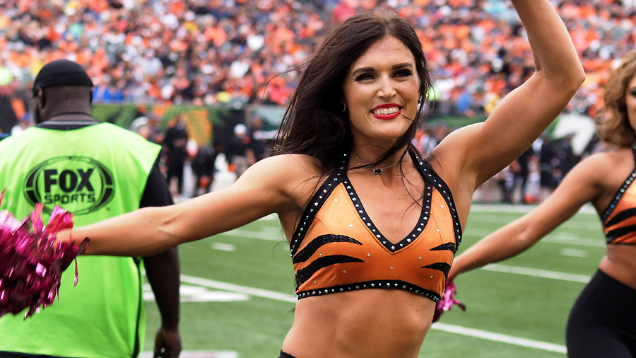 Cincinnati Bengals – Ultimate Cheerleaders