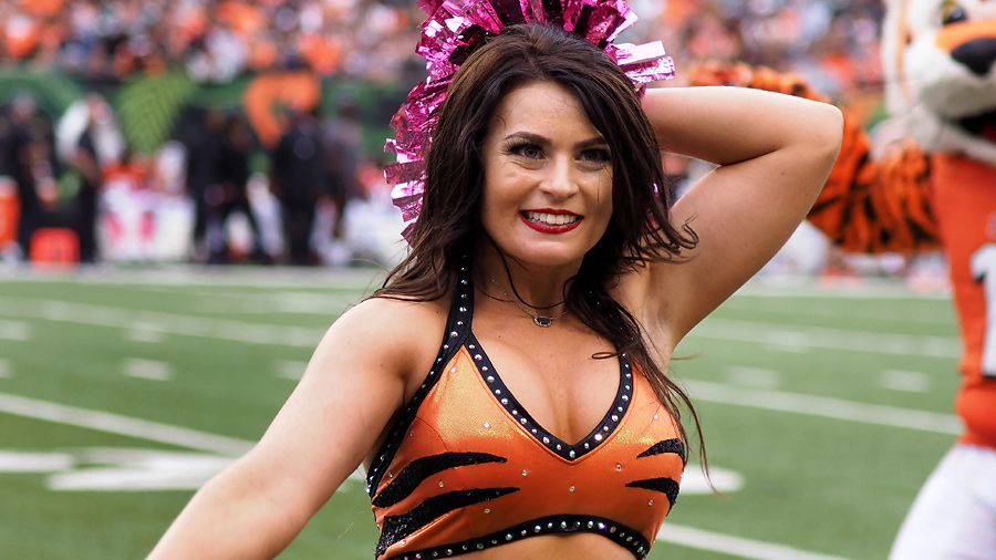 Cincinnati Bengals – Ultimate Cheerleaders