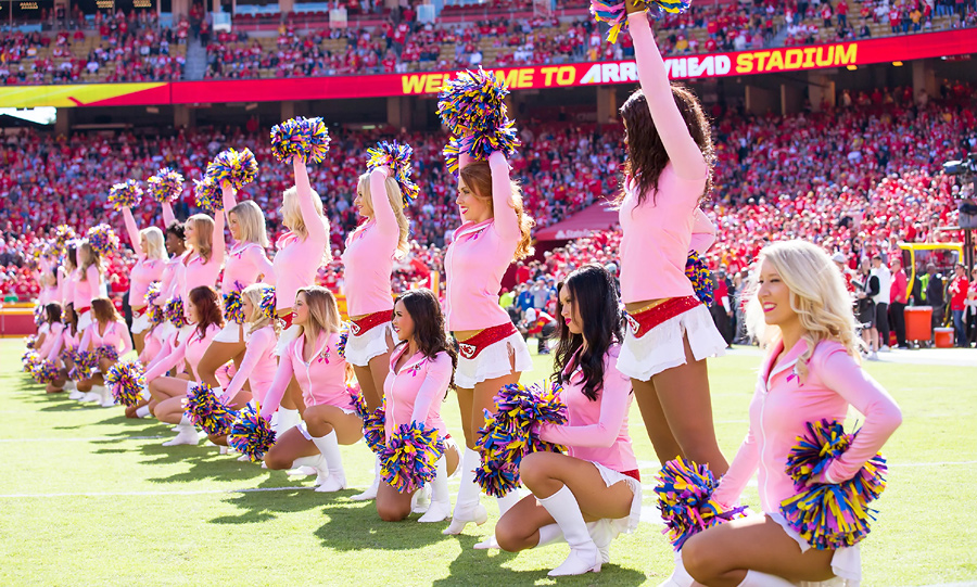 Kansas City Chiefs Cheerleaders Photos from Week 3 – Ultimate Cheerleaders