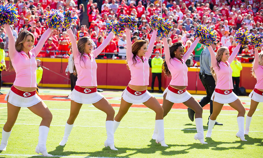 Kansas City Chiefs Cheerleaders Photos from Week 6 – Ultimate Cheerleaders