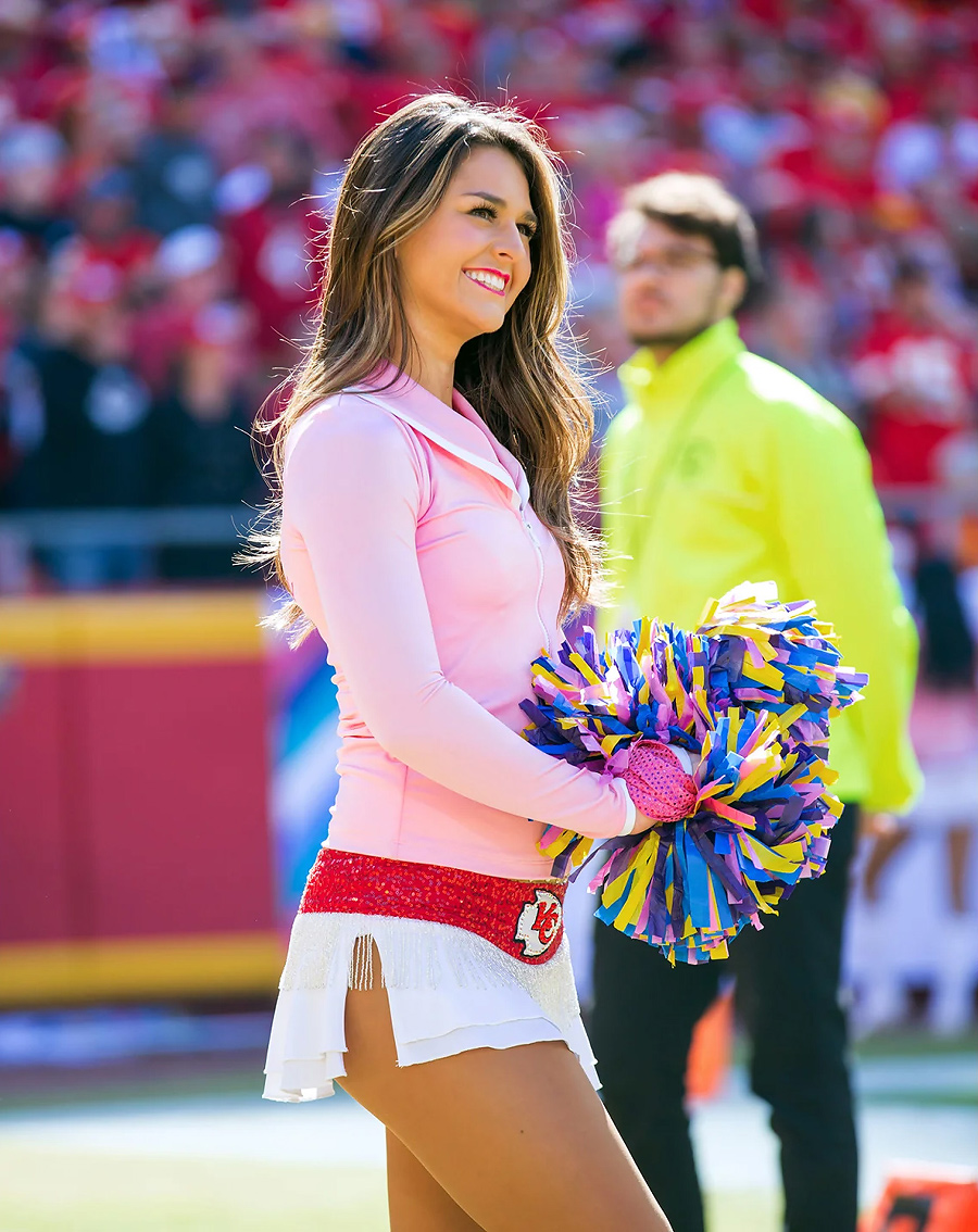 Kc Chiefs Cheerleader Outfit 