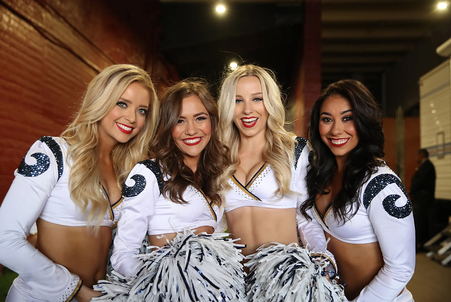 Los Angeles Rams Cheerleaders Photos from Wild Card Weekend – Ultimate  Cheerleaders