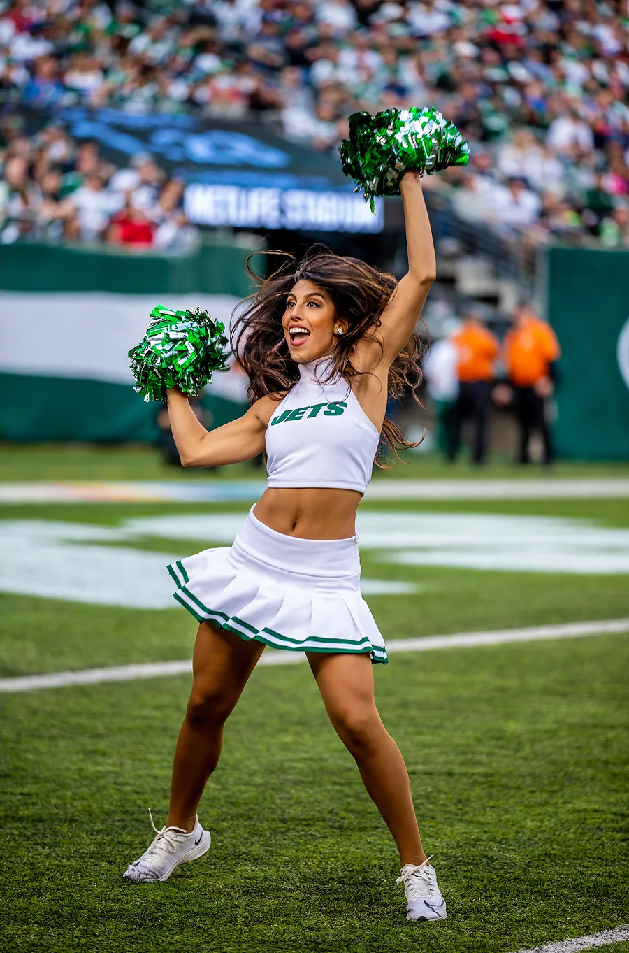 Jets Flight Crew Photos from Week 6 Ultimate Cheerleaders